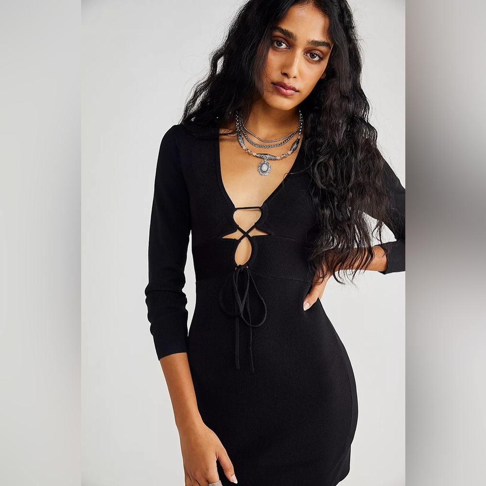 Significant Other Monica Knit Mini Dress in Black - Picture 2 of 7